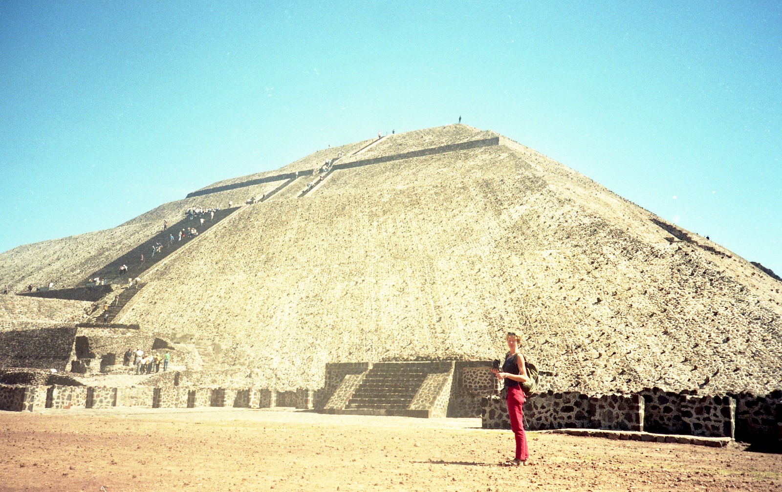 19961111 004   Teotihuacan   Mexico Film 03 Fnr 011